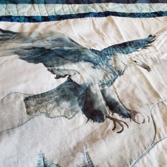 King size quilt - Picture 2 of 4